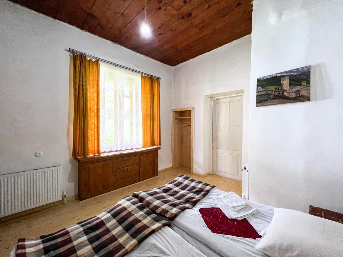 Guest House Svan-Ski Mestia Exterior photo