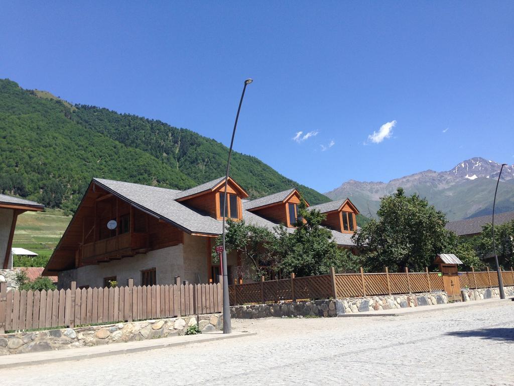 Guest House Svan-Ski Mestia Exterior photo